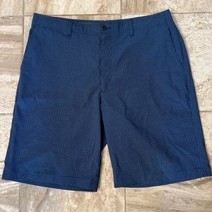 NWOT Men’s athletic blue and white checkered golf shorts Sz 36